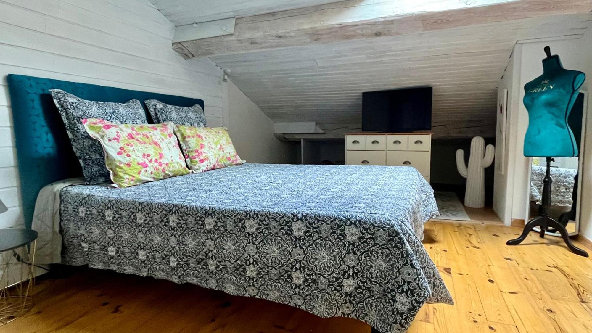 Aux Belles Vacances - Adults Only Caux-et-Sauzens Номер фото